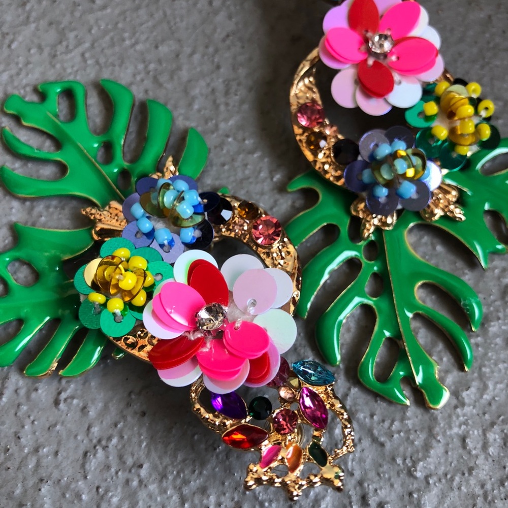 ⚡️LAST ONE⚡️Zara Tropical Leaf drop earrings - Picture 6 of 8